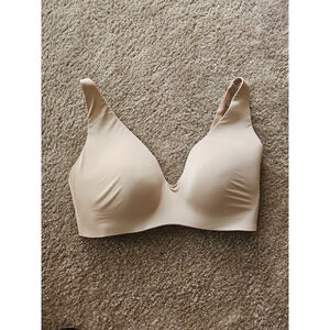 Gap Body Wireless Everyday Essential Bra Beige 36D